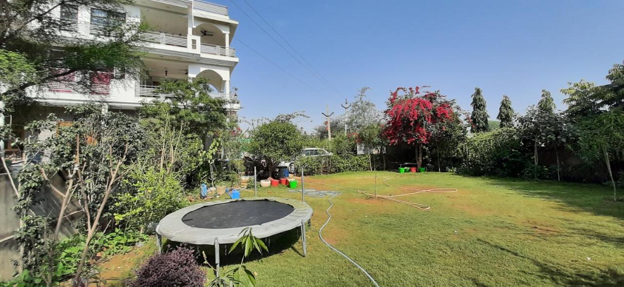 Ibishouse Farm Stay ภารัตปูร์ ภายนอก รูปภาพ